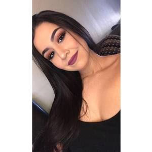 Meet your Posher, Yesenia